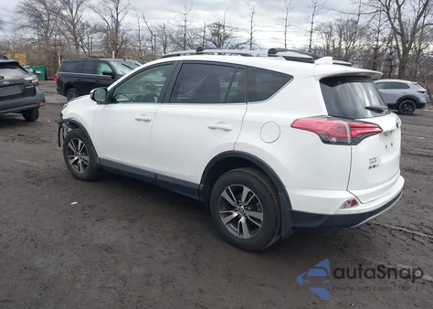 2018 Toyota Rav4 Xle из США, поврежденный, VIN JTMRFREV4JJ724011